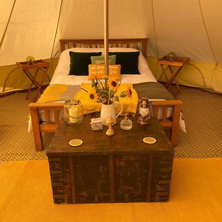 فندق Black Mountains Glamping أبرجافني المظهر الخارجي الصورة