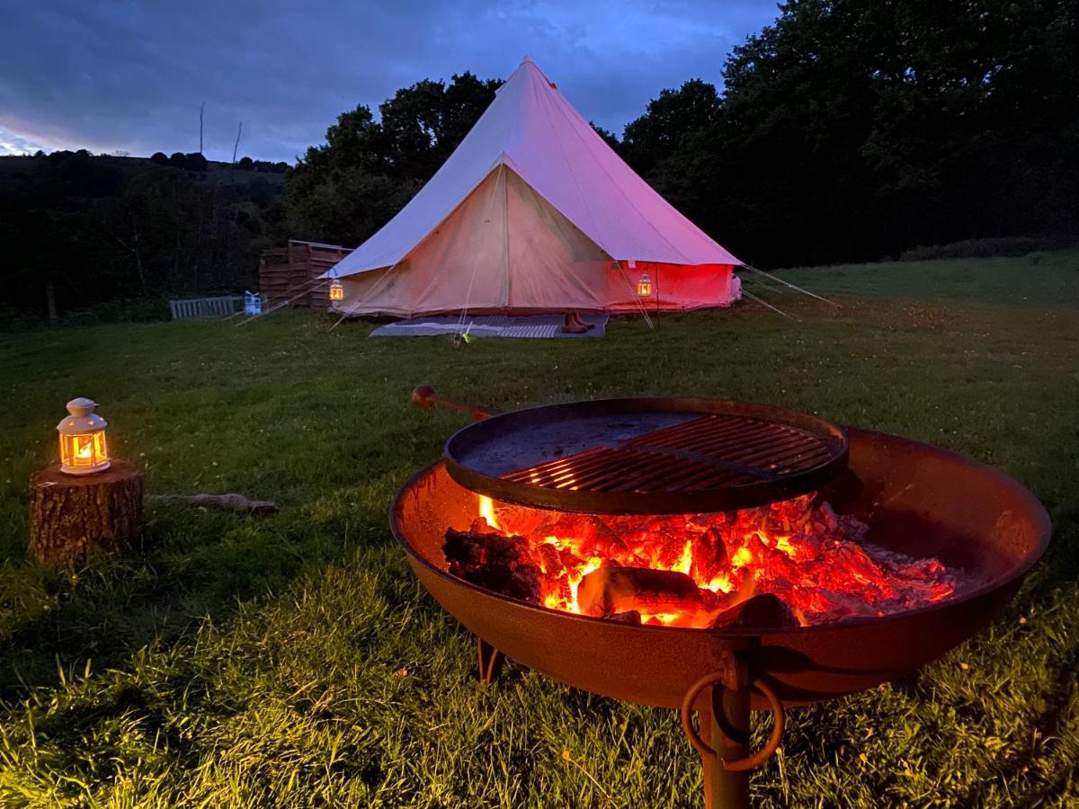 فندق Black Mountains Glamping أبرجافني المظهر الخارجي الصورة